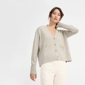 Everlane The Cashmere V Neck Square Cardigan